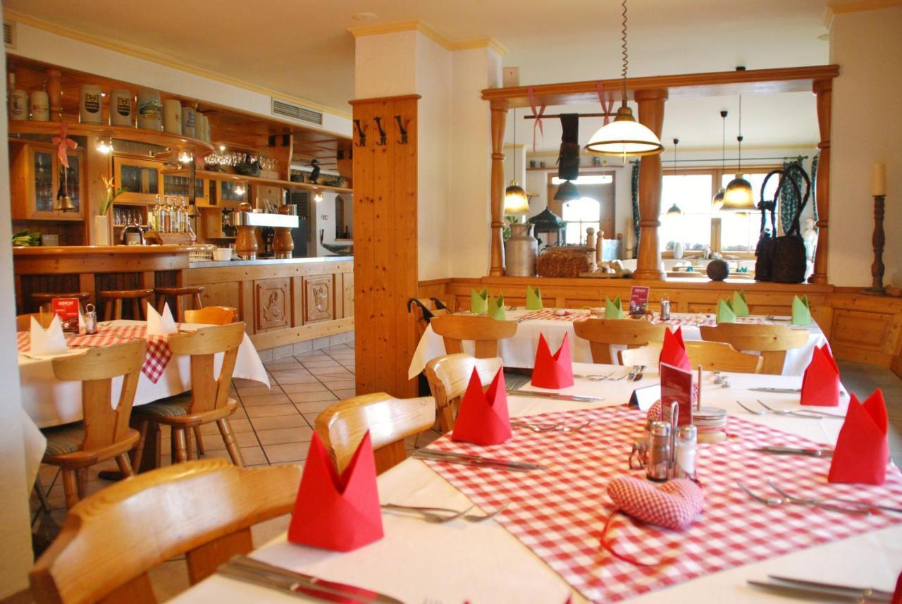 Traditions-Gasthaus Bayrischer Hof Лойткирх-им-Алльгой Экстерьер фото